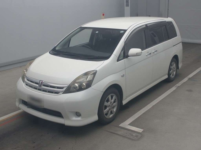 TOYOTA ISIS 2010
