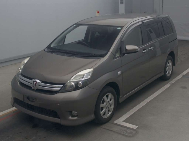TOYOTA ISIS 2016