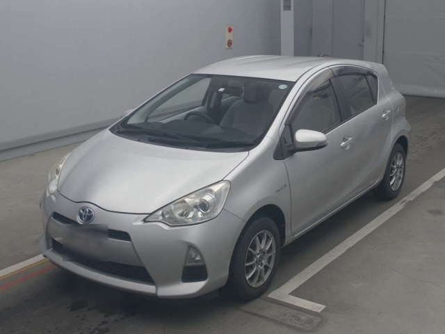 TOYOTA AQUA 2014