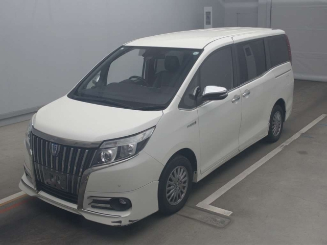 TOYOTA ESQUIRE 2017