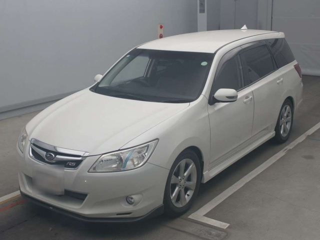SUBARU EXIGA 2010