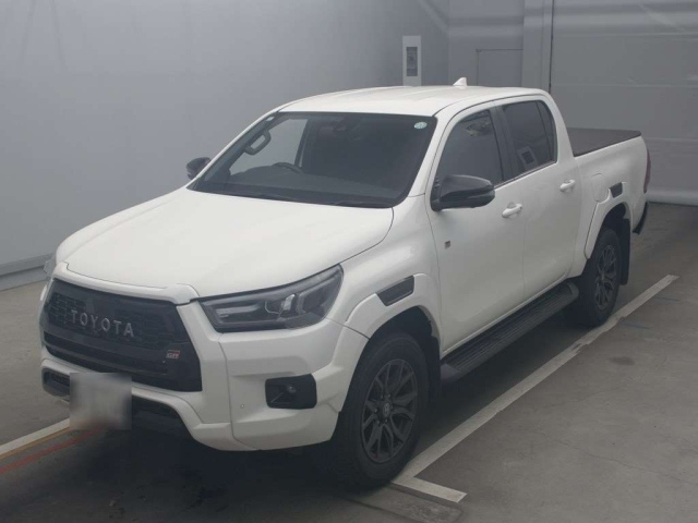 TOYOTA HILUX 2023