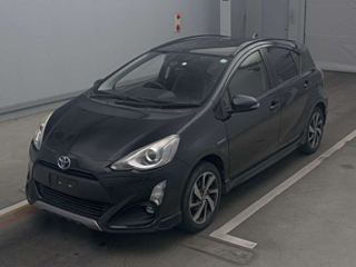 TOYOTA AQUA 2016