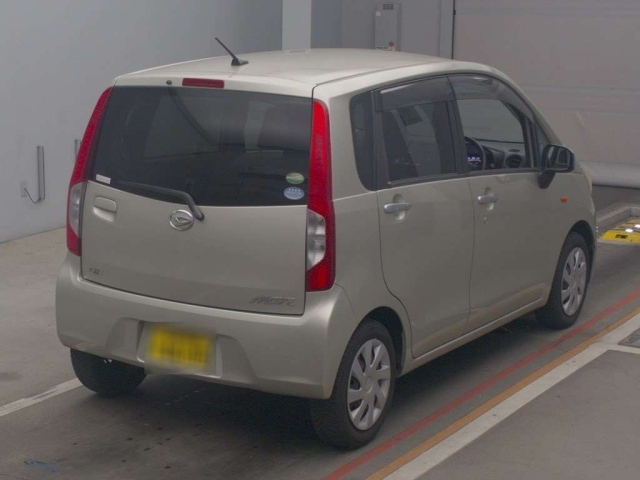 DAIHATSU MOVE 2013