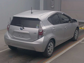 TOYOTA AQUA 2012