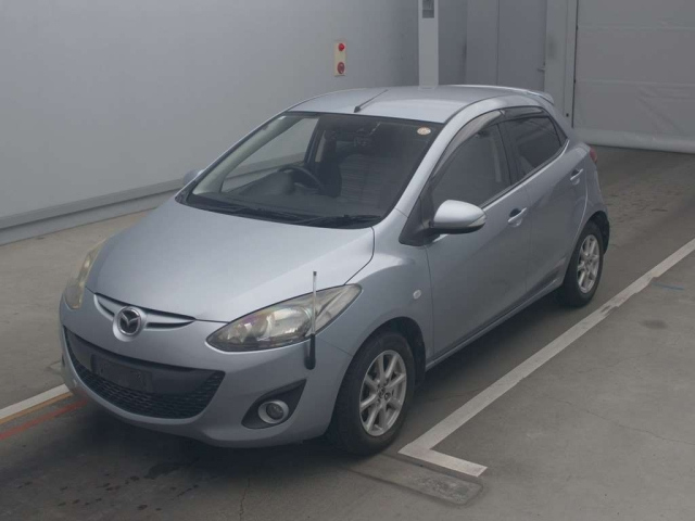 MAZDA DEMIO 2013