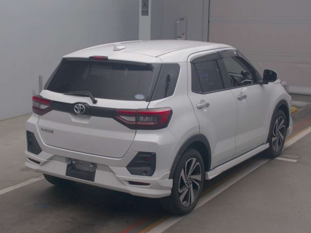 TOYOTA RAIZE 2021