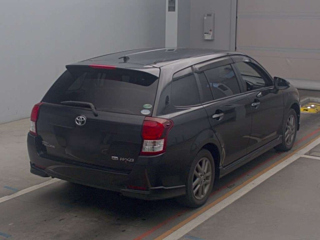 TOYOTA COROLLA FIELDER 2013