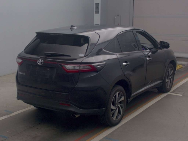 TOYOTA HARRIER 2019