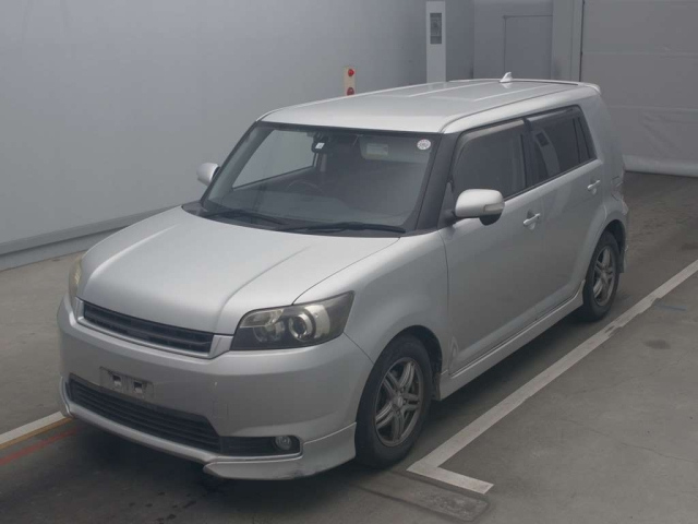 TOYOTA COROLLA RUMION 2010