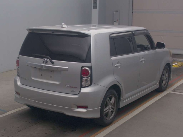 TOYOTA COROLLA RUMION 2010