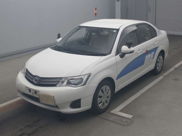 TOYOTA COROLLA AXIO 2015