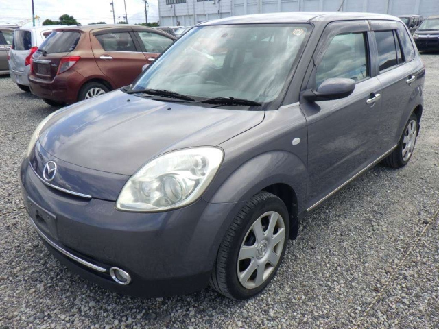 MAZDA VERISA 2009