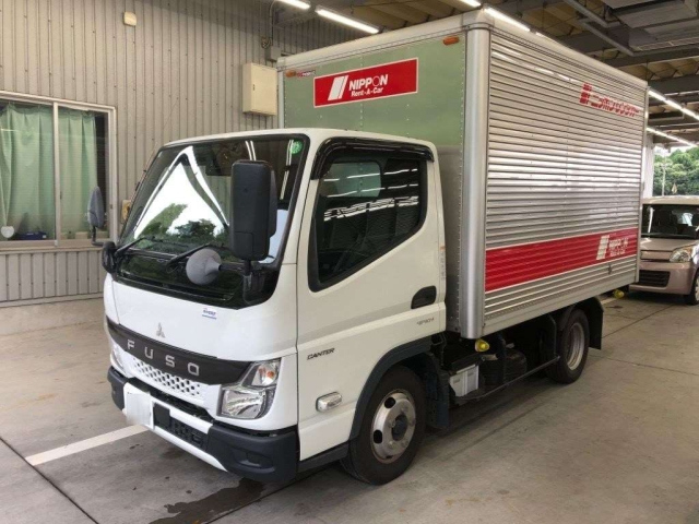 MITSUBISHI CANTER 2021