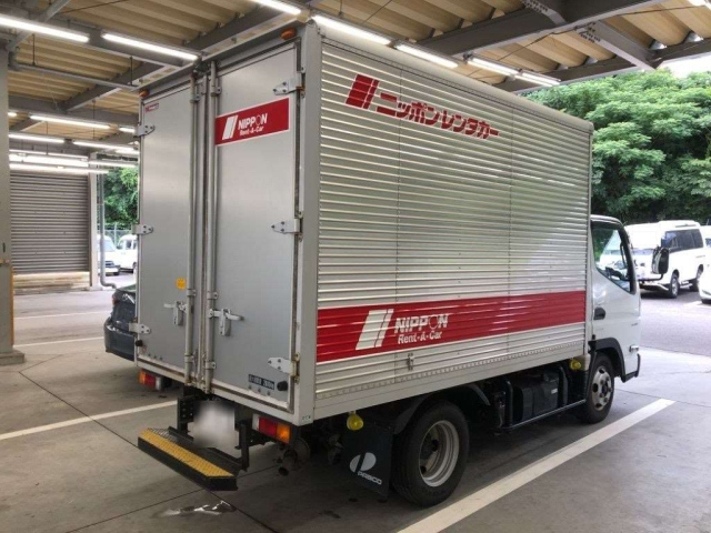 MITSUBISHI CANTER 2021
