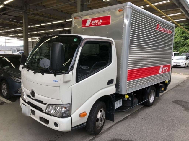 HINO DUTRO 2022