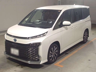 TOYOTA VOXY 2025