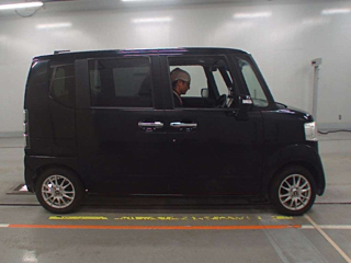 HONDA N BOX 2013