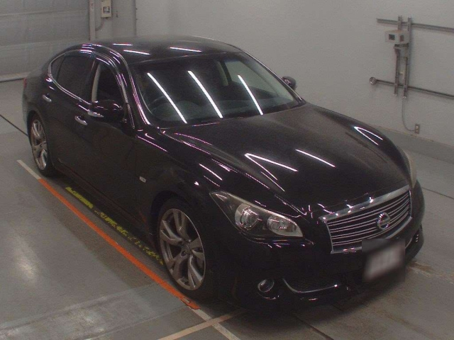 NISSAN FUGA 2011