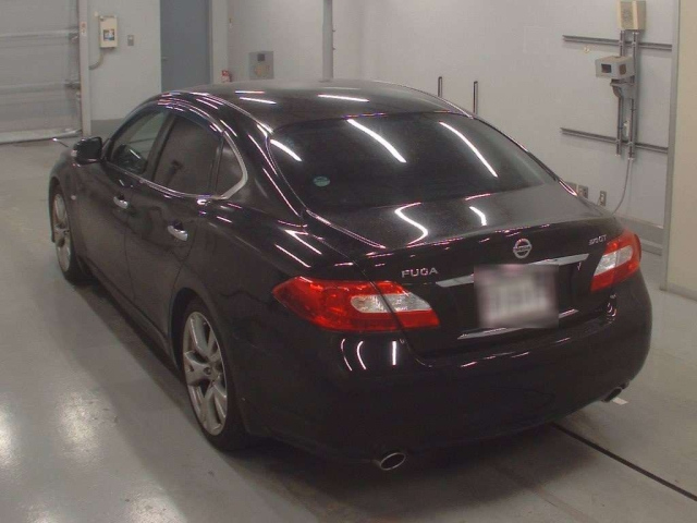 NISSAN FUGA 2011