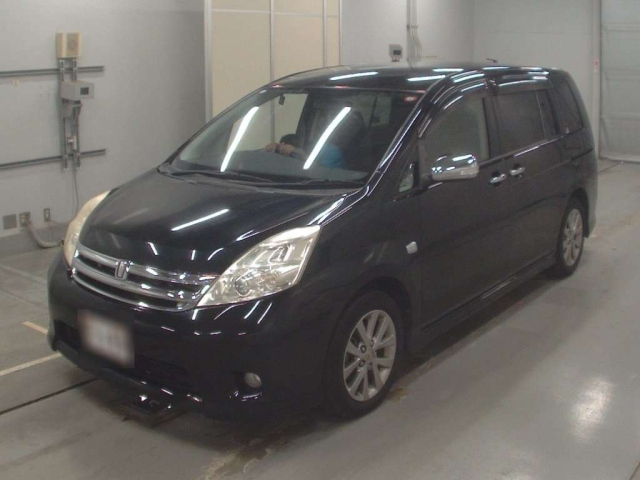 TOYOTA ISIS 2010