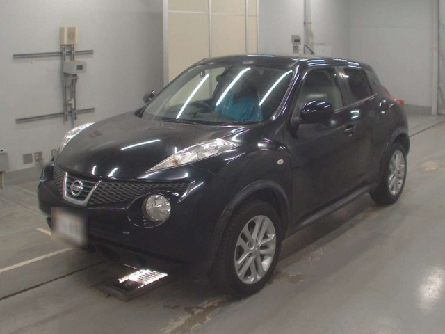 NISSAN JUKE 2011
