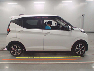 MITSUBISHI EK X 2021