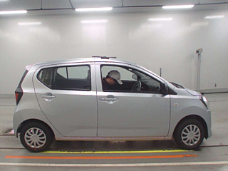 DAIHATSU MIRA E S 2024