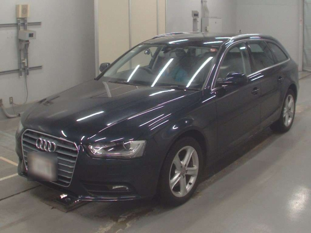 AUDI A4 2014