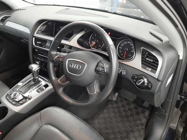 AUDI A4 2014
