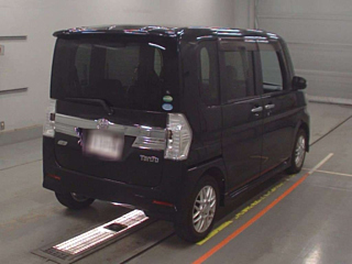 DAIHATSU TANTO 2014