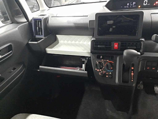 DAIHATSU TANTO 2022