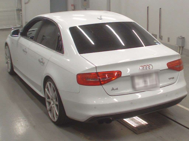 AUDI A4 2015