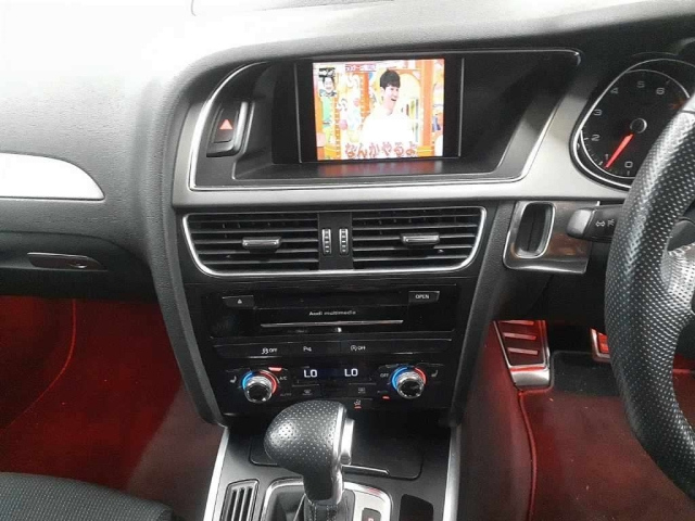 AUDI A4 2015