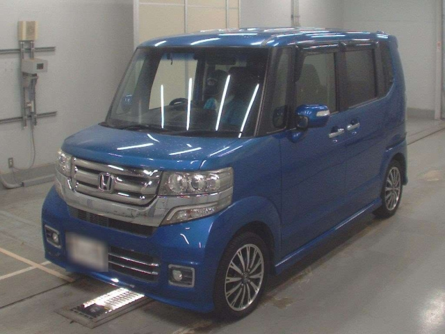 HONDA N BOX 2015