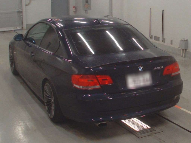 BMW 3 SERIES 2009
