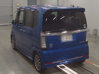 HONDA N BOX 2015