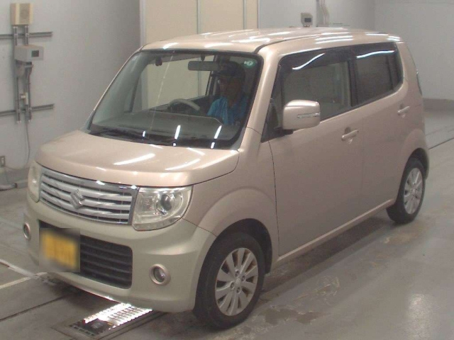 SUZUKI MRWAGON 2013