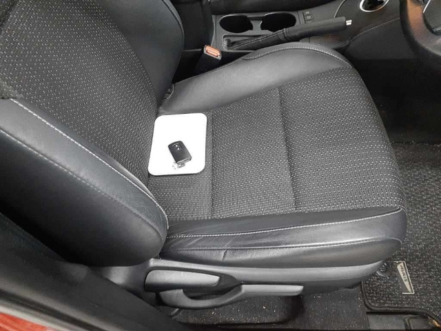 TOYOTA AURIS 2016