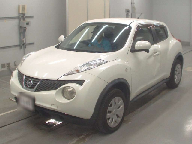 NISSAN JUKE 2010