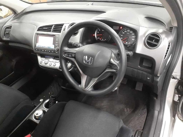 HONDA STREAM 2008