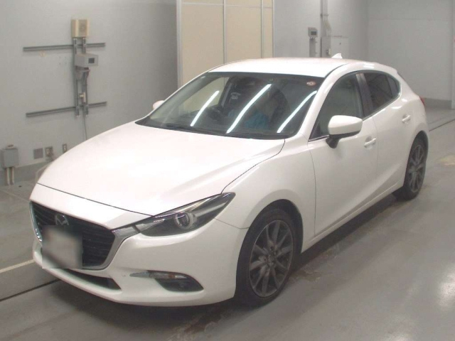 MAZDA AXELA 2016