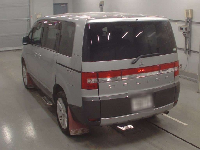 MITSUBISHI DELICA D5 2019