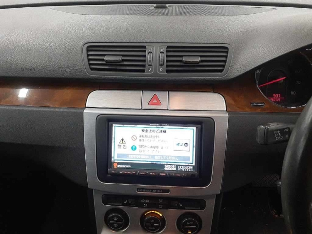 VOLKSWAGEN PASSAT VARIANT 2008