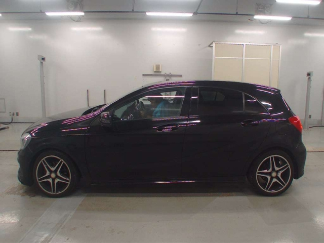 MERCEDES BENZ A CLASS 2015