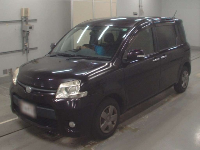 TOYOTA SIENTA 2012