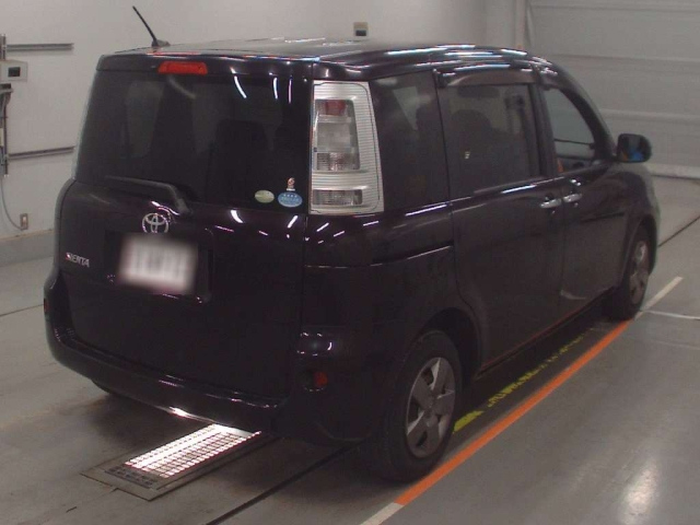 TOYOTA SIENTA 2012