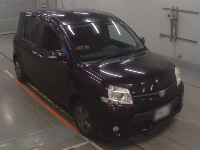 TOYOTA SIENTA 2012