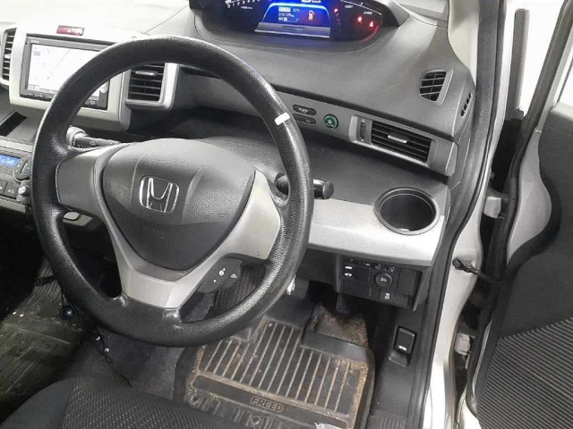 HONDA FREED 2014