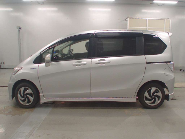 HONDA FREED 2014